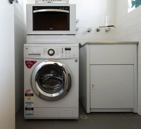 Aurora Holiday Apartment @West Beach - Accommodation Bookings 25