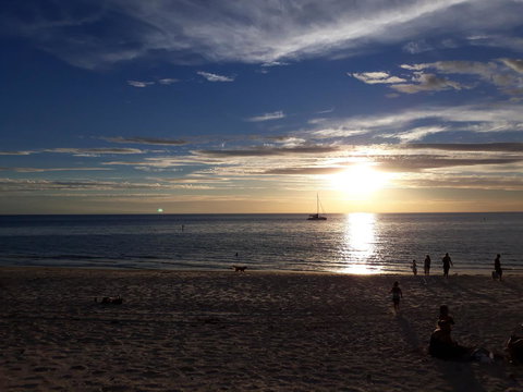 Aurora Holiday Apartment @West Beach - Accommodation Bookings 16