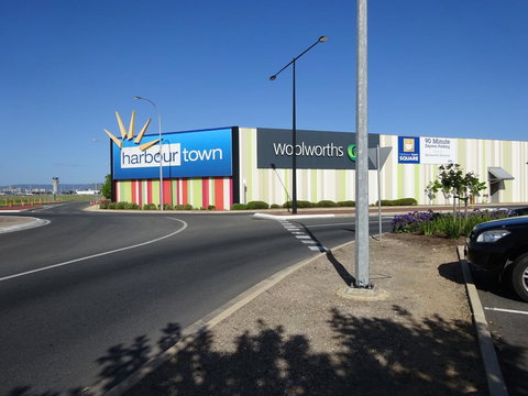 Aurora Holiday Apartment @West Beach - Accommodation Bookings 26