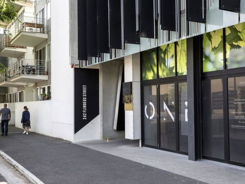 Modern 2 Bedroom+WIFI/Netflix/Parking+Great Views! - Accommodation Bookings 33