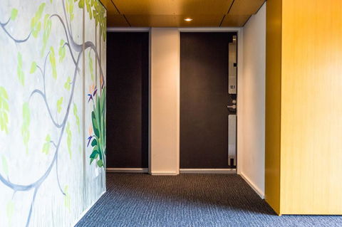 Modern 2 Bedroom+WIFI/Netflix/Parking+Great Views! - Accommodation Bookings 14