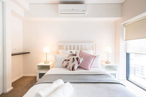 Modern 2 Bedroom+WIFI/Netflix/Parking+Great Views! - Accommodation Bookings 28