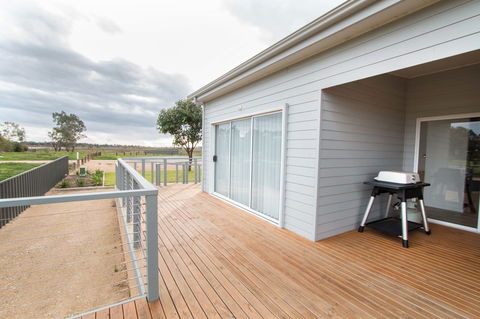 Wellington Lake Retreat - Accommodation Bookings 9