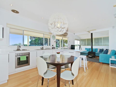 Boat House - Accommodation Bookings 0