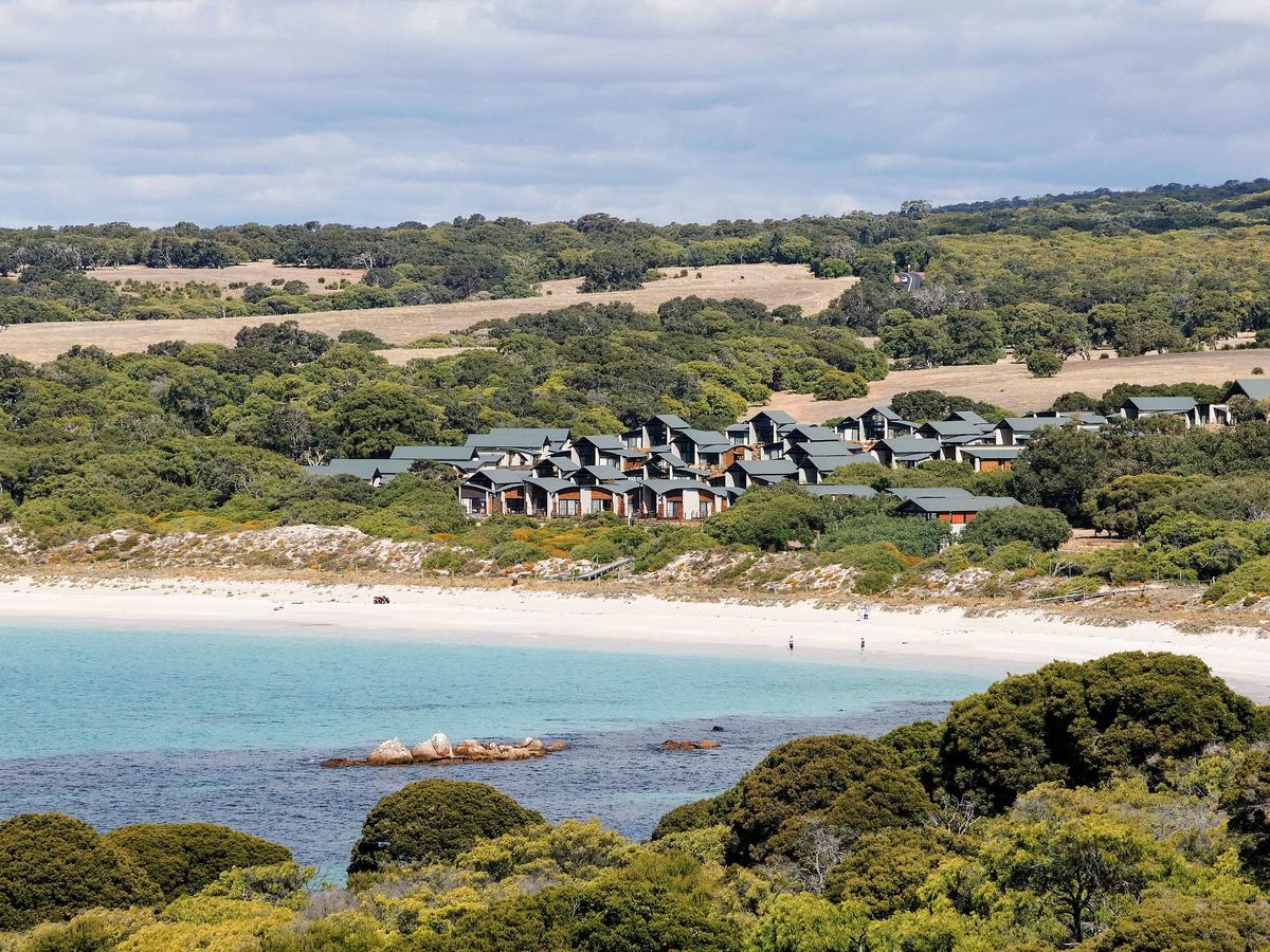  Accommodation Bookings