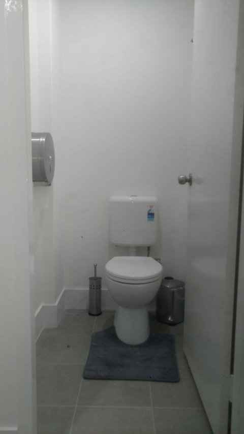 Perth City Backpackers Hostel - Note - Valid Passport Required To Check In - Accommodation Bookings 16