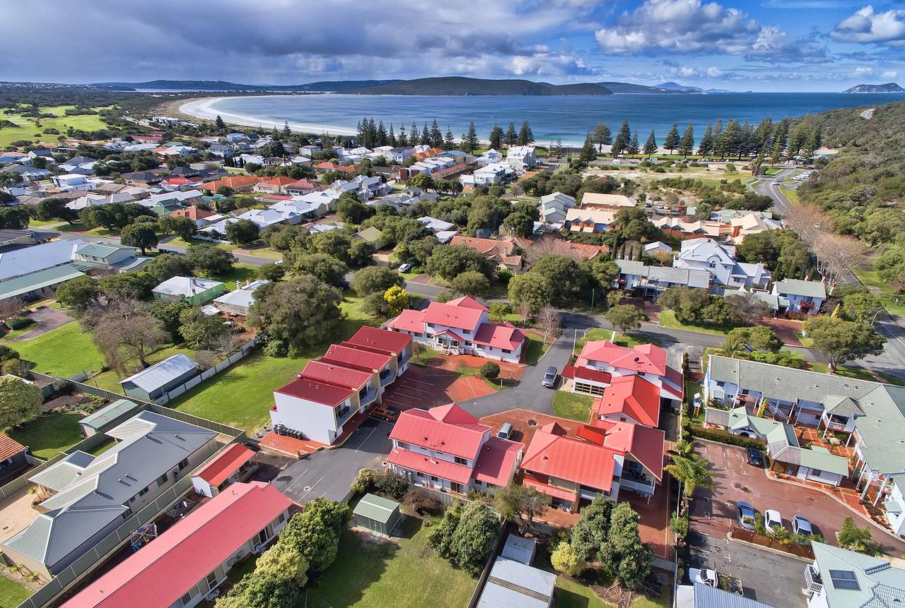 Lowlands Beach WA Accommodation Bookings