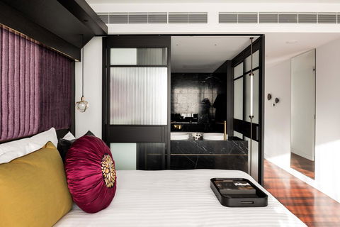 QT Perth - Accommodation Bookings 32