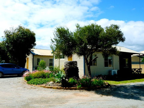 Lazy Lobster Holiday Units & Chalets - Accommodation Bookings 20