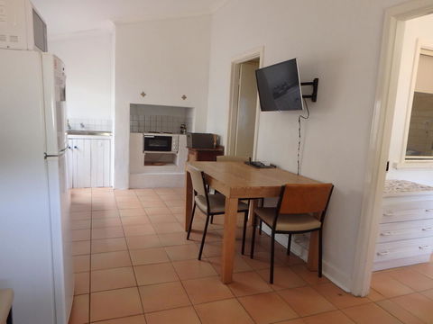 Lazy Lobster Holiday Units & Chalets - Accommodation Bookings 15