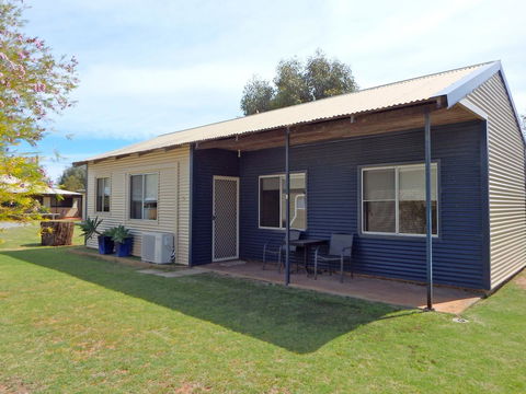 Lazy Lobster Holiday Units & Chalets - Accommodation Bookings 18