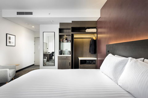 Holiday Inn West Perth, An IHG Hotel - Accommodation Bookings 12