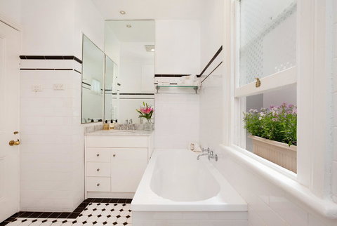 Stunning Terrace In Centennial Park - Accommodation Bookings 17