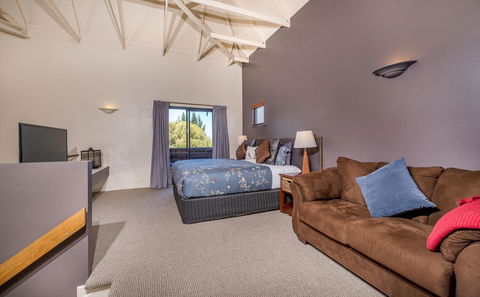 Chimes Spa Retreat - Accommodation Bookings 13