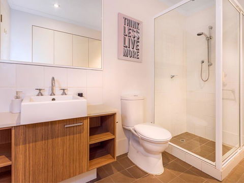 Home Apartment - Perth City Centre - Free WiFi - Accommodation Bookings 3
