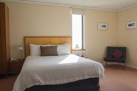Ocean Beach Hotel - Accommodation Bookings 1