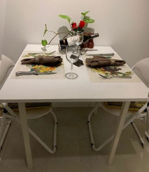 Ascot Comfort - Accommodation Bookings 9