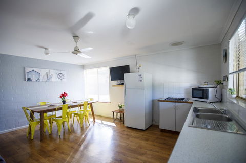 Shark Bay Seafront Apartments - Accommodation Bookings 1
