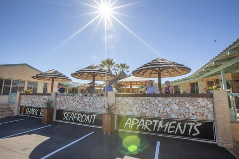 Shark Bay Seafront Apartments - Accommodation Bookings 20