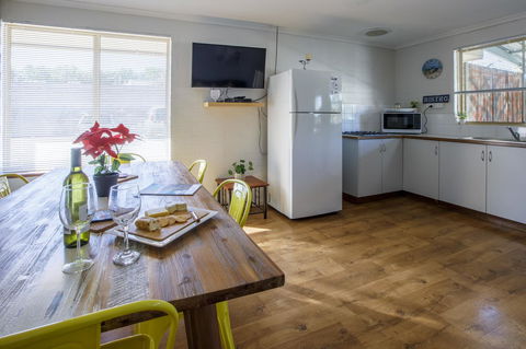 Shark Bay Seafront Apartments - Accommodation Bookings 37