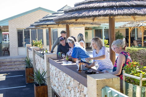 Shark Bay Seafront Apartments - Accommodation Bookings 36