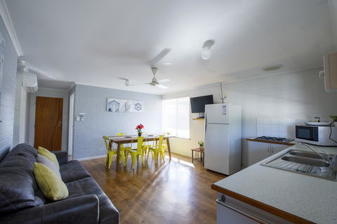 Shark Bay Seafront Apartments - Accommodation Bookings 39