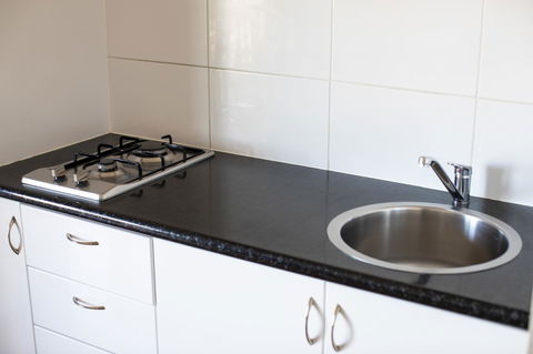 Shark Bay Seafront Apartments - Accommodation Bookings 15