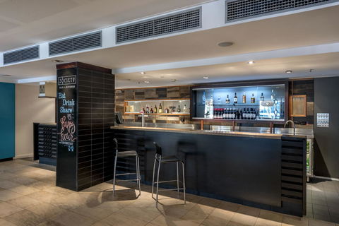 Oaks Perth Hotel - Accommodation Bookings 24