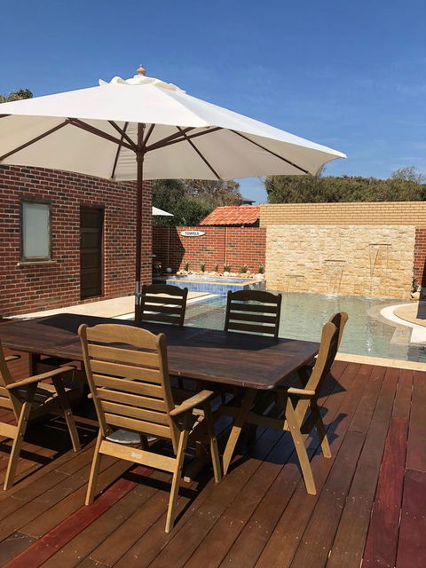 The Compass Beach House - Accommodation Bookings 15