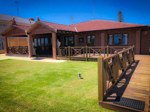 The Compass Beach House - Accommodation Bookings 5