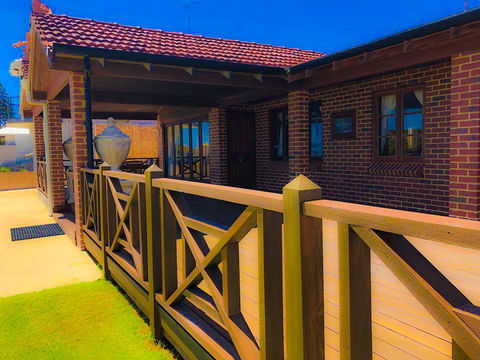 The Compass Beach House - Accommodation Bookings 2
