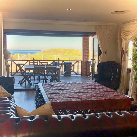 The Compass Beach House - Accommodation Bookings 24