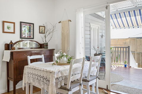 Lavender Cottage - Accommodation Bookings 13