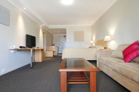 Dog Rock Motel - Accommodation Bookings 33