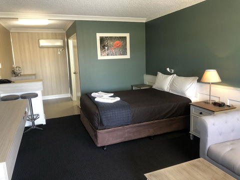 Dog Rock Motel - Accommodation Bookings 10