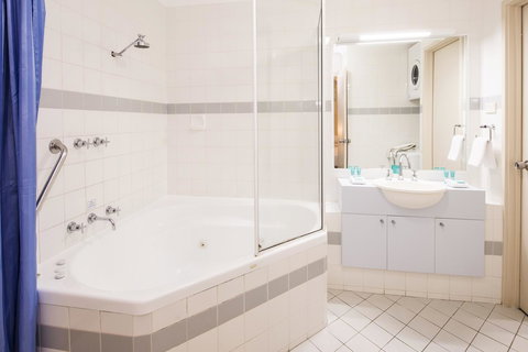 Broadwater Resort WA Tourism Awards 2024 Gold Winner - Accommodation Bookings 32