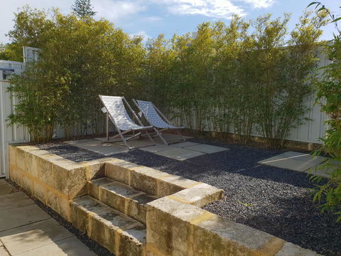 Captain\'s Heritage Cottage - Central Fremantle 2 Bedroom Historic Cottage - Accommodation Bookings 16