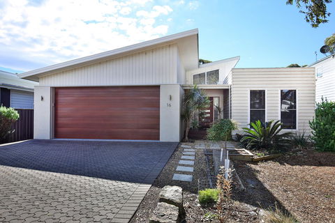 Calming Waters - Pet Friendly - Community Pool - Accommodation Bookings 35