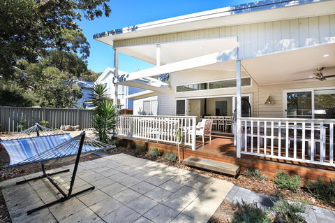 Calming Waters - Pet Friendly - Community Pool - Accommodation Bookings 29