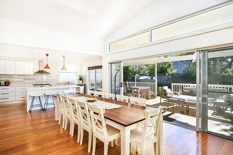 Calming Waters - Pet Friendly - Community Pool - Accommodation Bookings 0