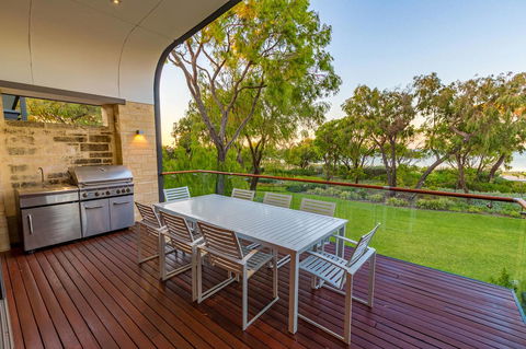 Aqua Resort Busselton - Accommodation Bookings 3
