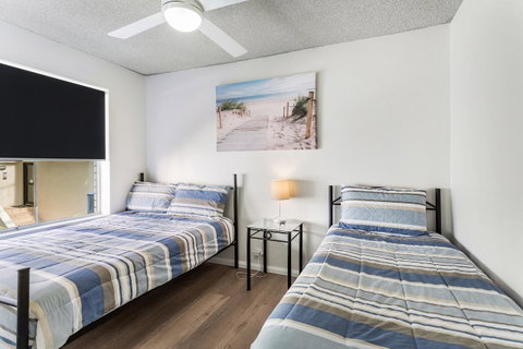 Laman Lodge, Unit 2, 15 Laman Street - Accommodation Bookings 10