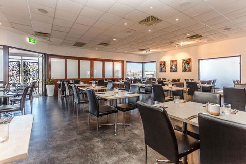 Country Comfort Perth - Accommodation Bookings 11