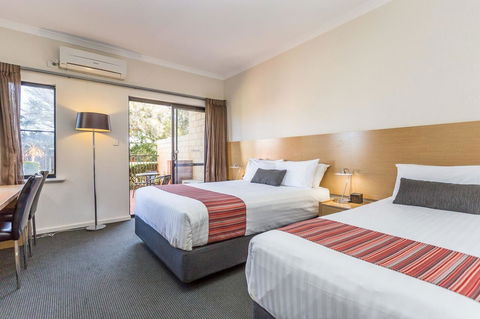Country Comfort Perth - Accommodation Bookings 34