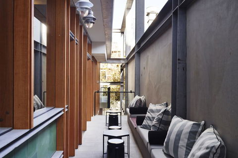 Alex Hotel - Accommodation Bookings 24