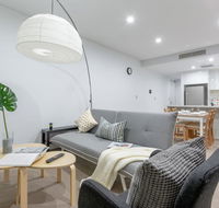 Inner City Stylish apt Walk to Green Square - Accommodation Bookings