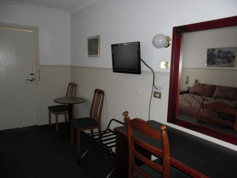 Ben Chifley Motor Inn - Accommodation Bookings 41