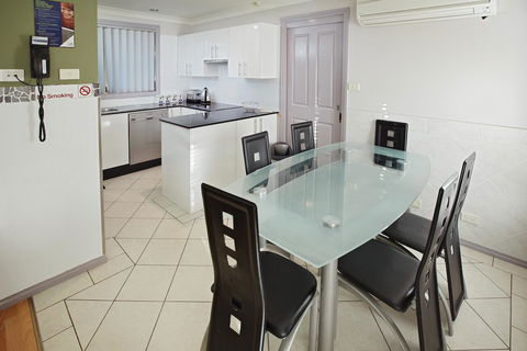 Jesmond Executive Villas - Accommodation Bookings 35