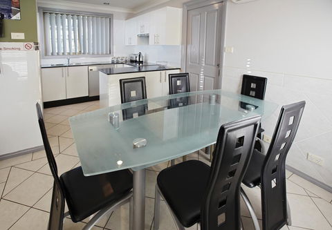 Jesmond Executive Villas - Accommodation Bookings 36