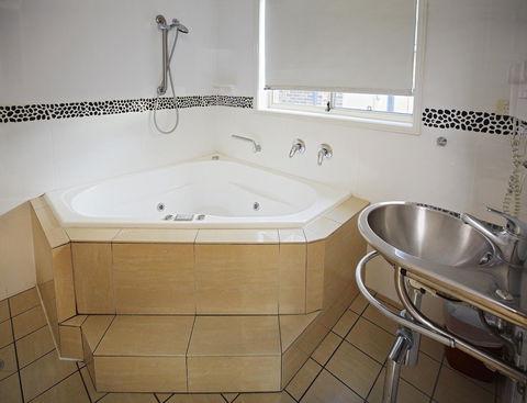 Jesmond Executive Villas - Accommodation Bookings 30